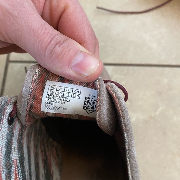 Toms desert wedge booties size 8 - Picture 3 of 3